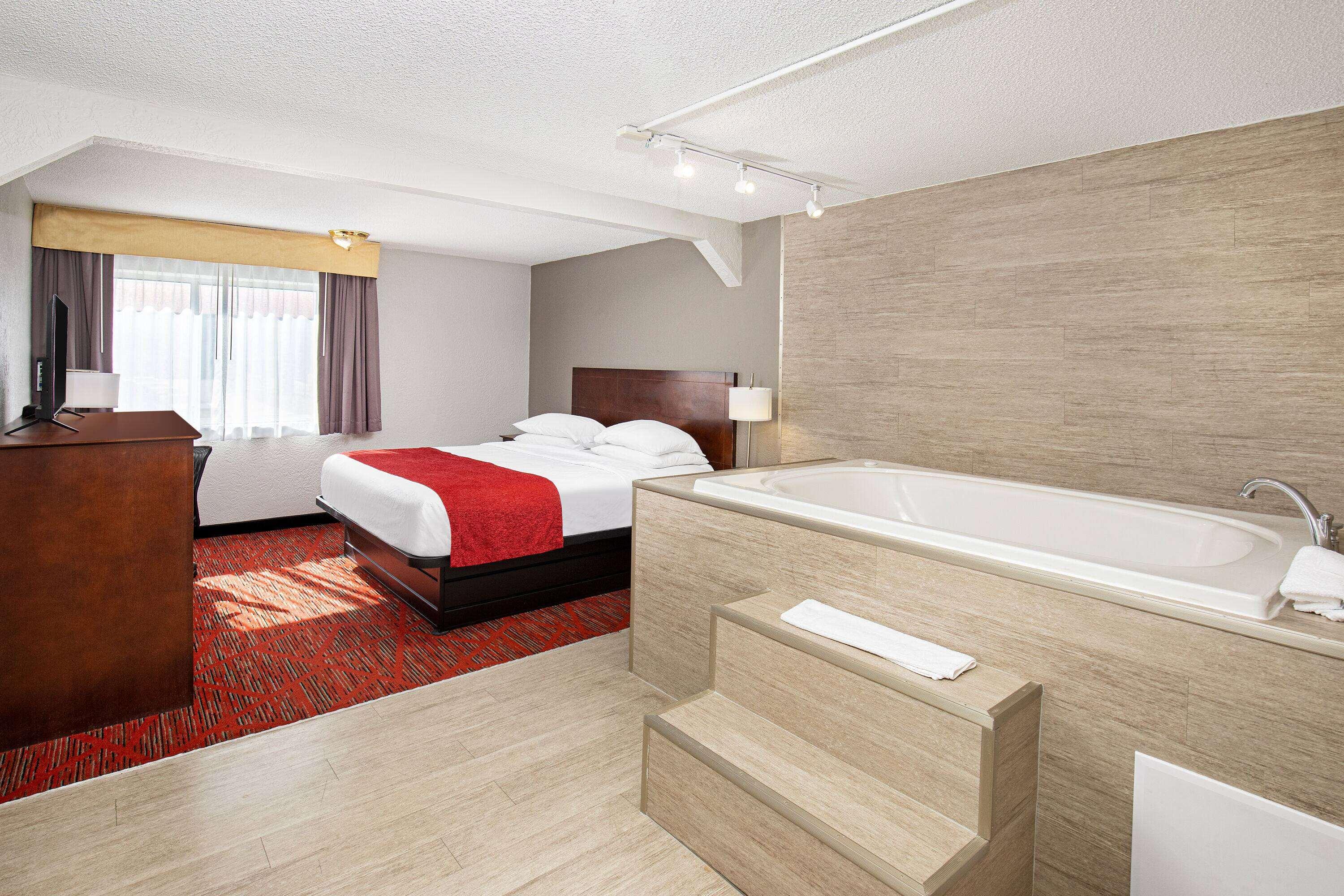 Deluxe, Studio, King Bed