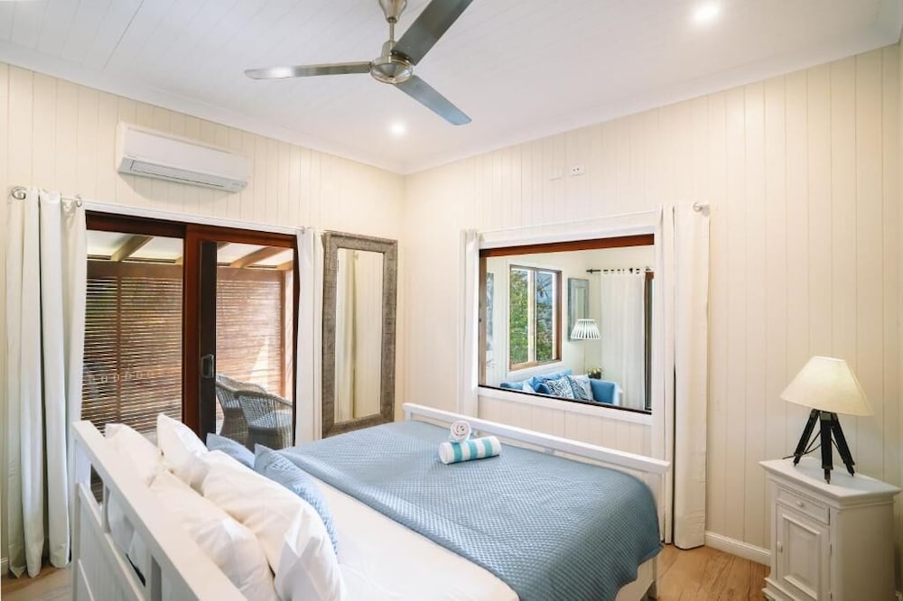 Hibiscus, Suite, Queen Bed