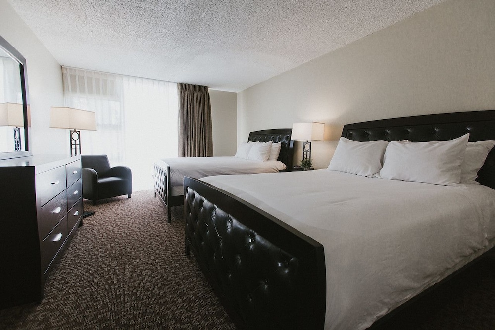 Altoona Grand Hotel 21/49