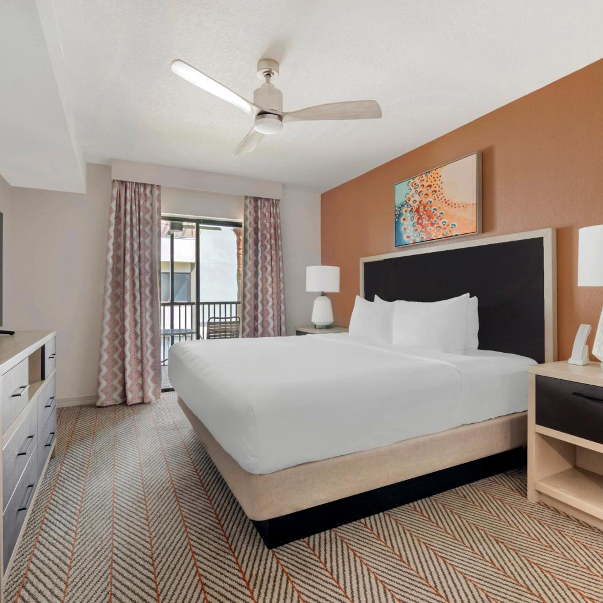 2 Bedrooms, Villa