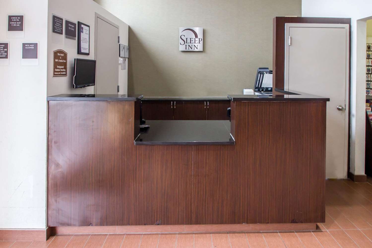 Sleep Inn JFK Airport Rockaway Blvd 8/27