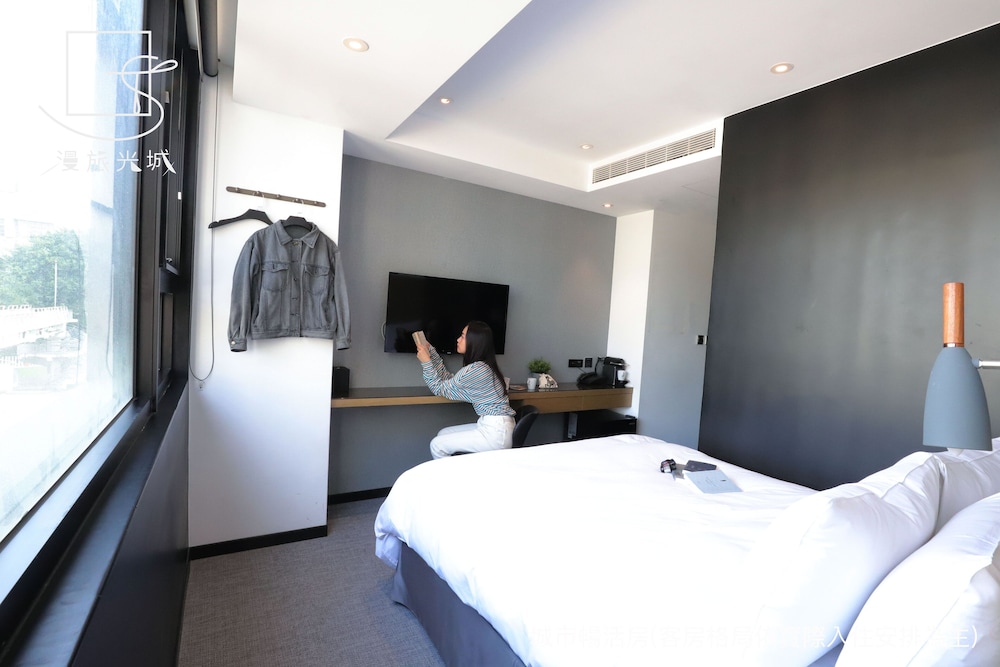 SUPERIOR, DOUBLE BED