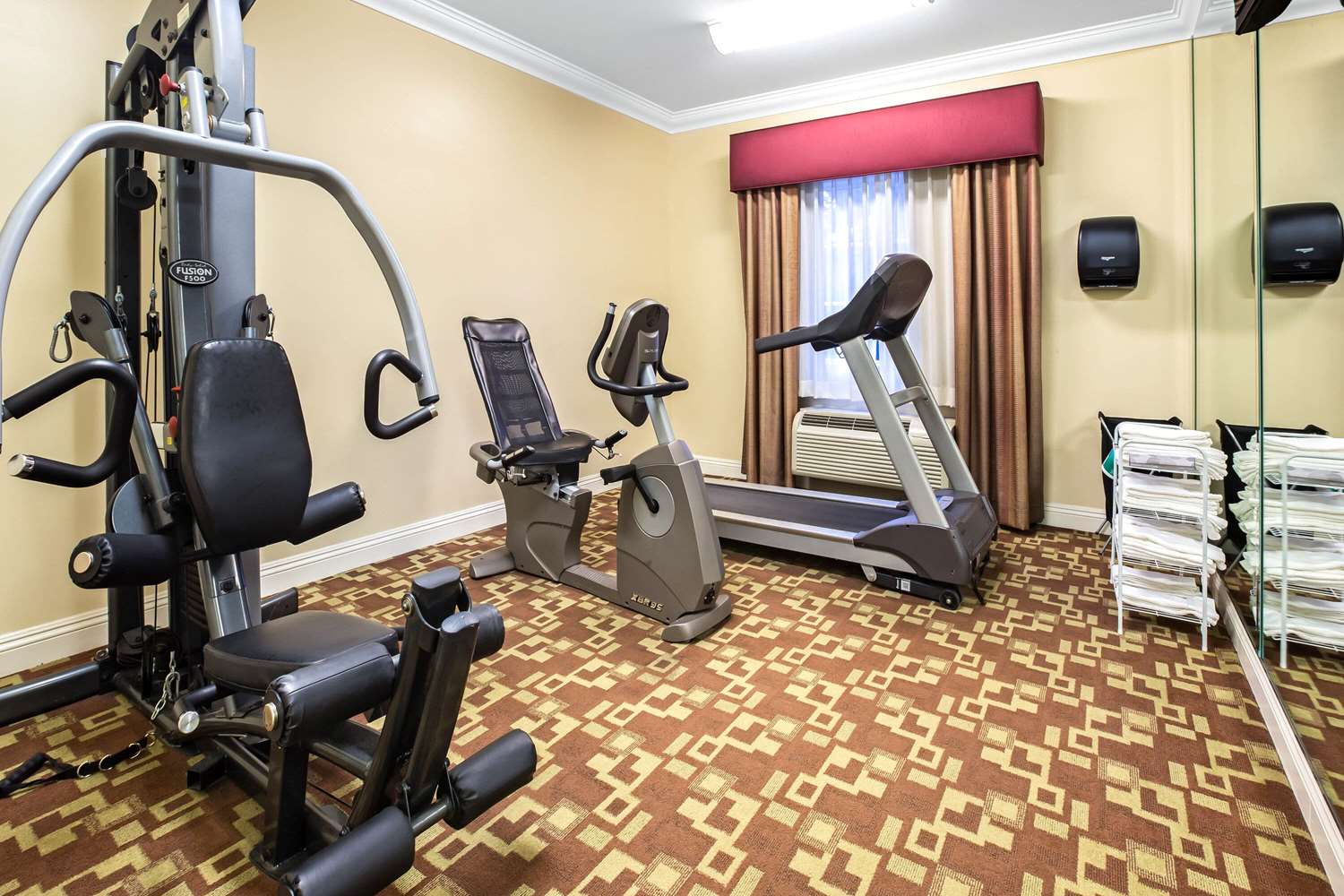 La Quinta Inn Suites Moreno Valley 32/53