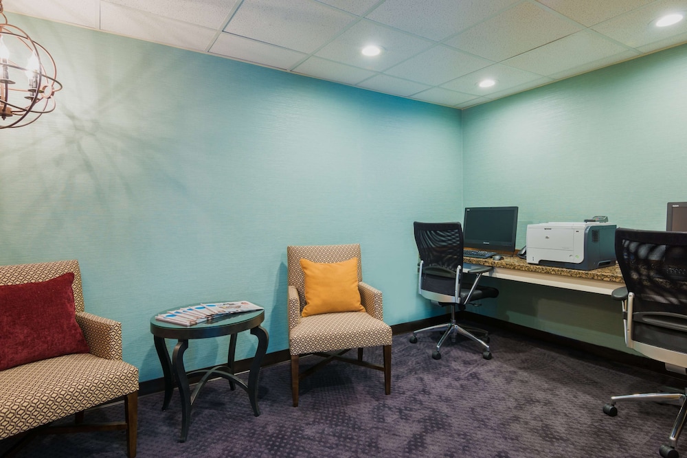 Homewood Suites by Hilton Houston Clear Lake NASA 32/34