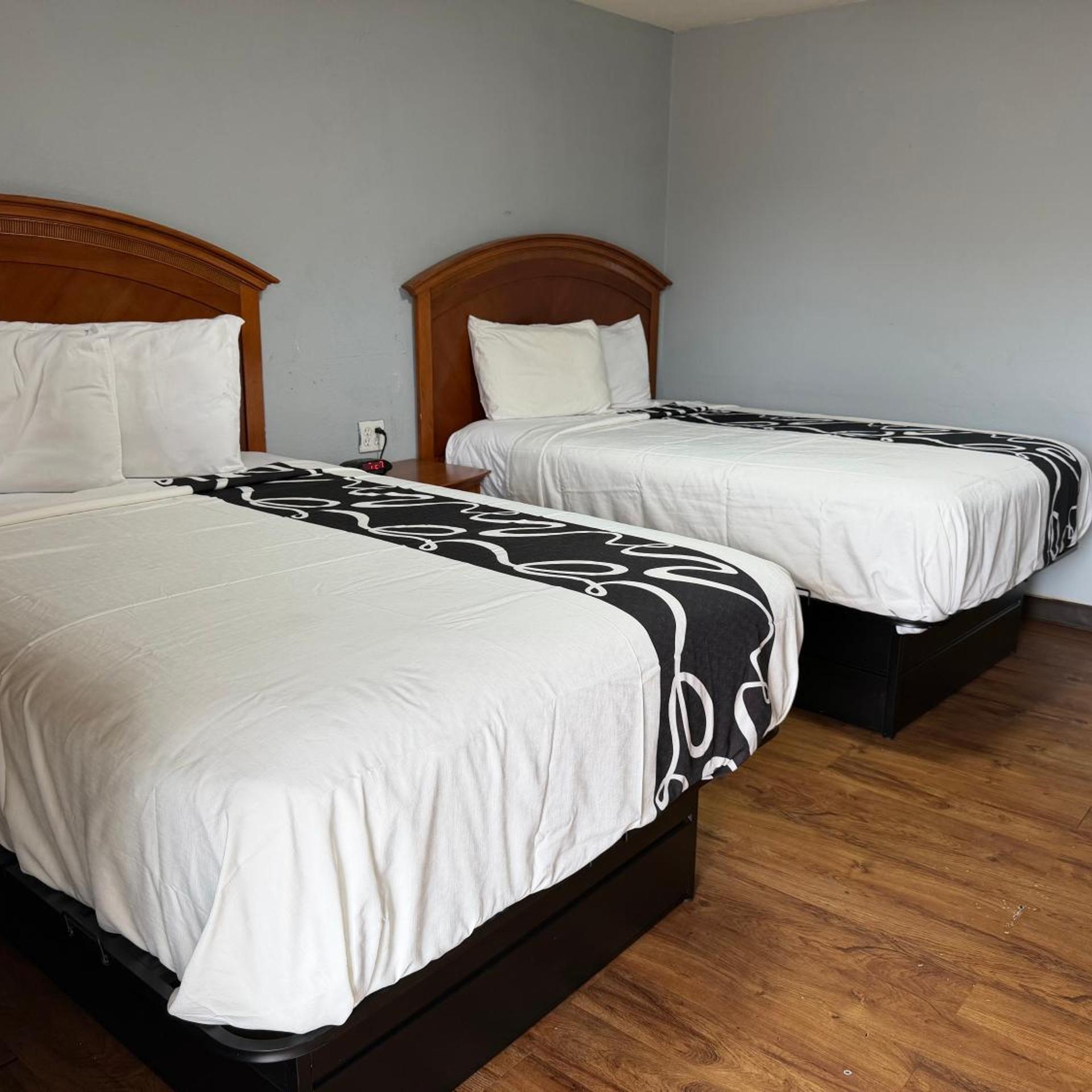 Room, Double Bed