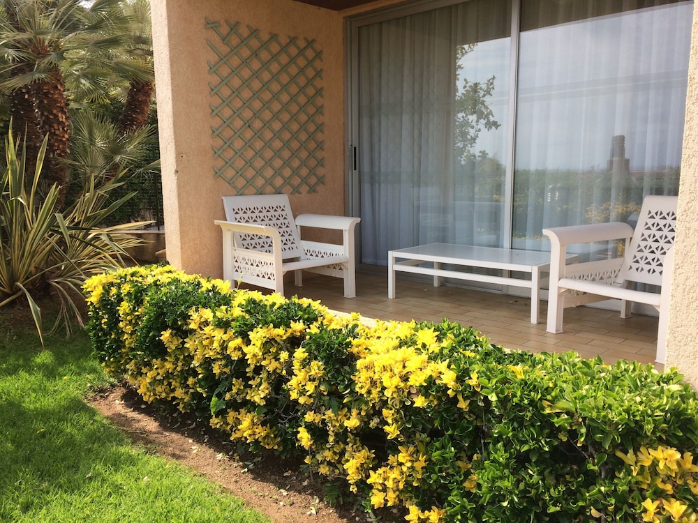Hotel La Pinede 3/72