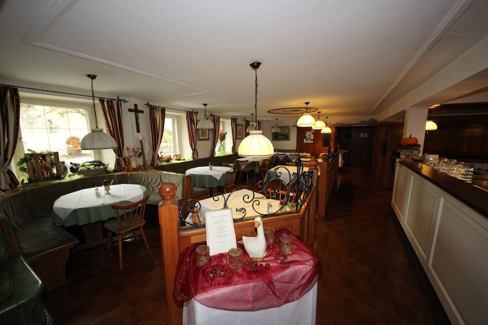 Hotel Waldblick 34/50