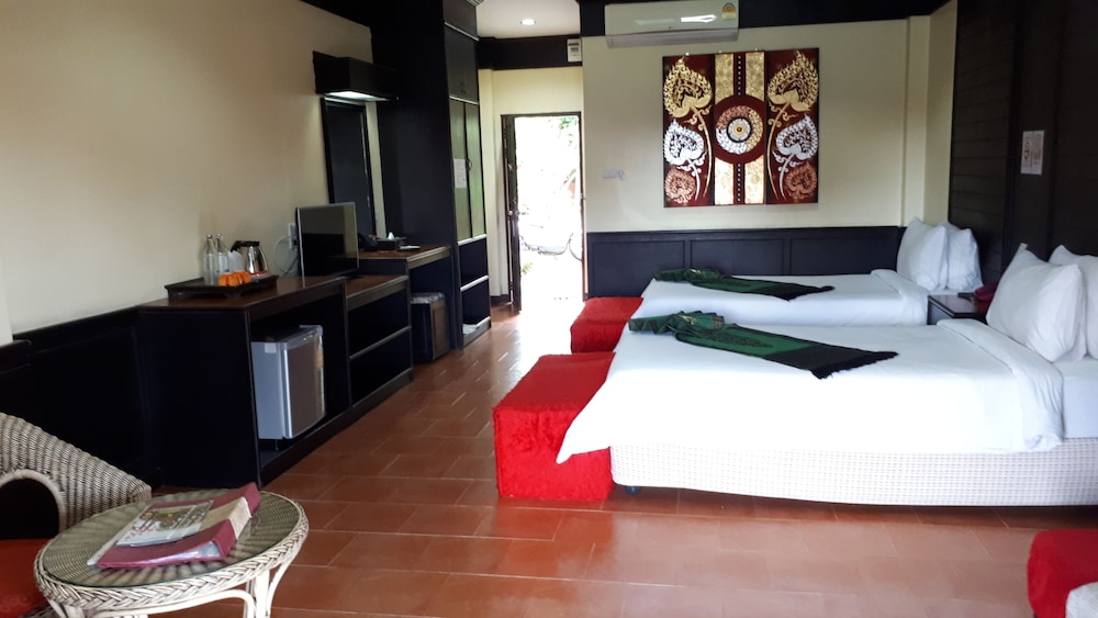 SILAMANEE RESORT & SPA HOTEL 25/59