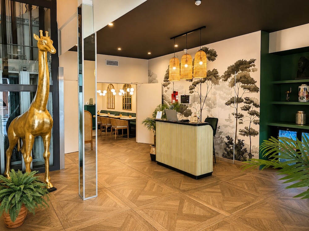 Hotel Kyriad Marseille Centre Paradis Prefecture 9/50
