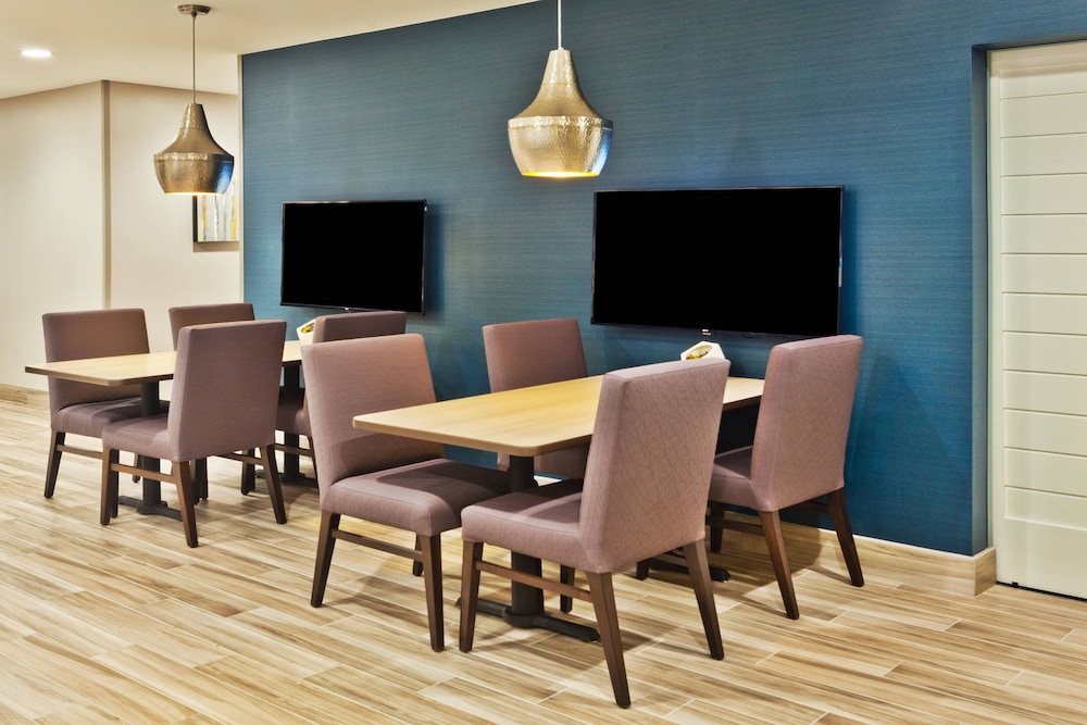 Towneplace Suites Montgomery Eastchase 35/47