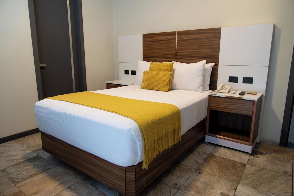 Standard, King Bed