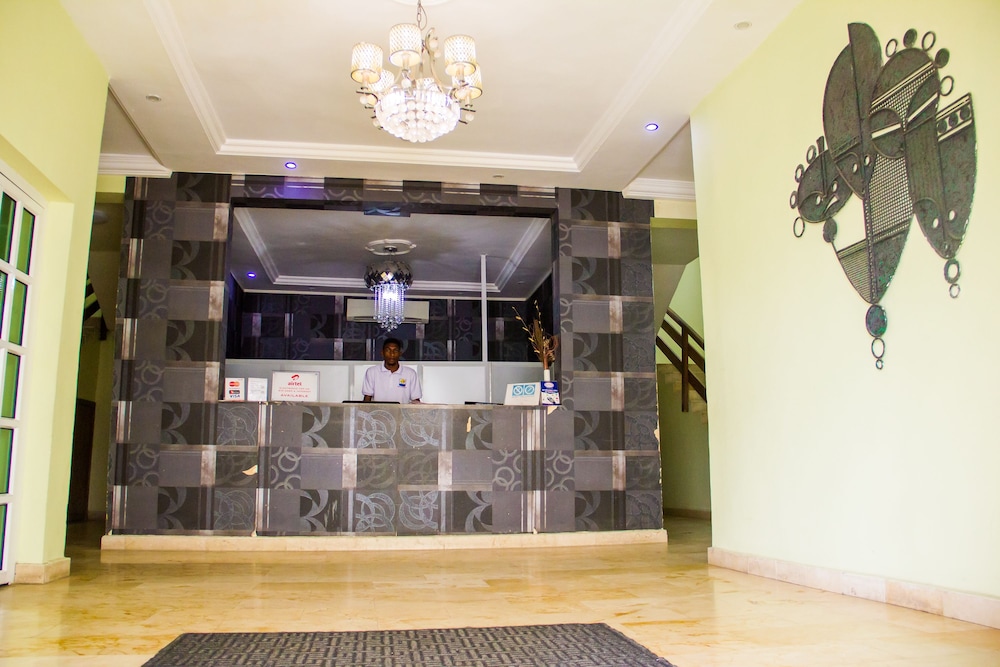 Lekki Heights 4/24