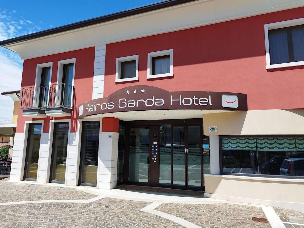 Kairos Garda Hotel 3/47