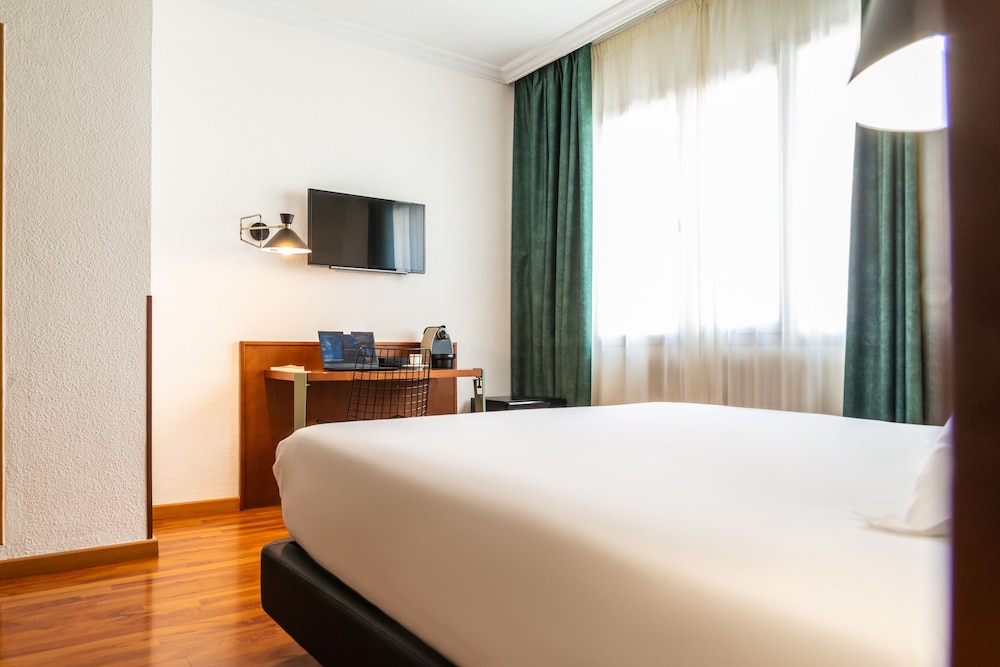 SUPERIOR, DOUBLE BED
