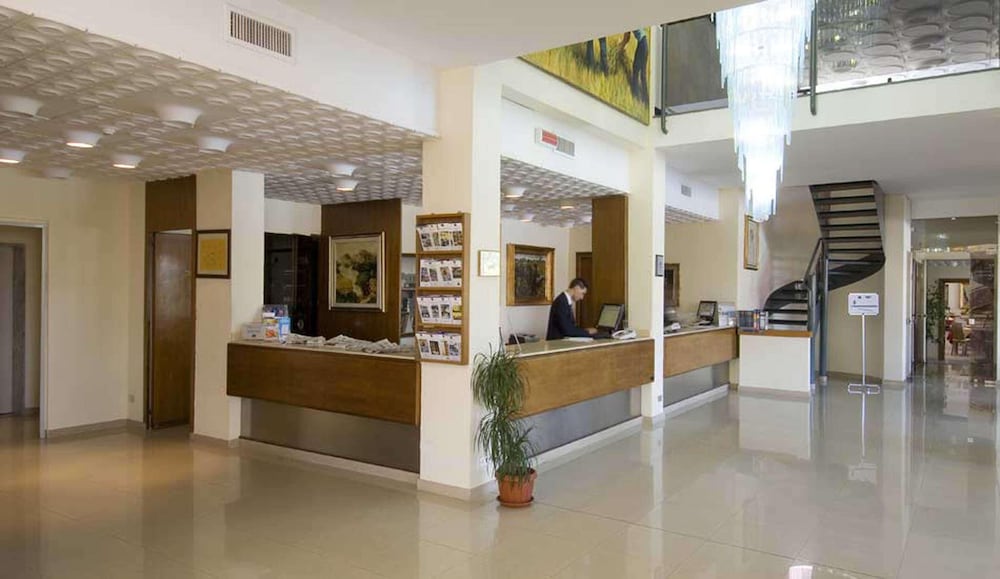 Hotel HR 8/60