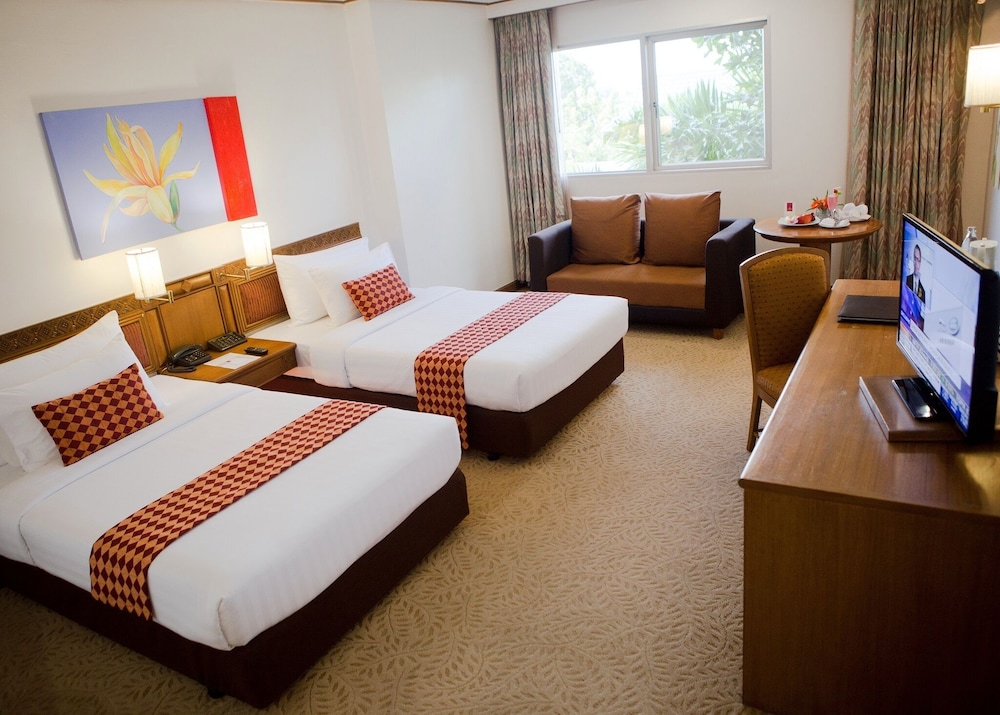 Sima Thani Hotel 15/50