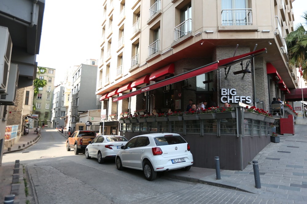 Azze Hotel 36/47