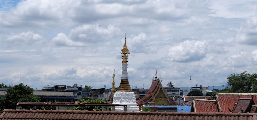 CHIANG MAI THAI HOUSE 65/71
