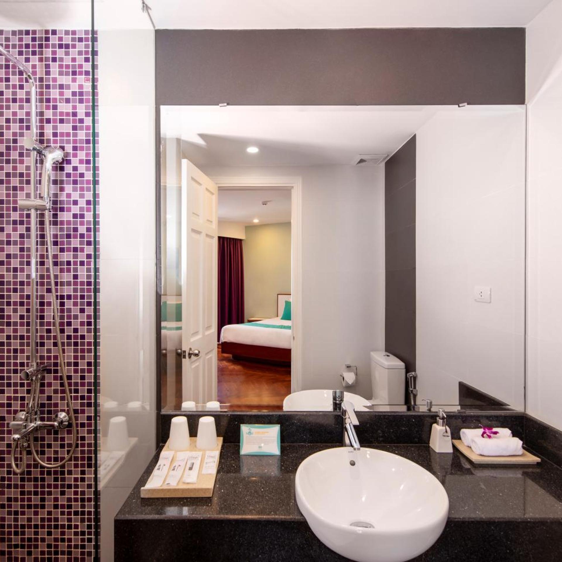 غرفة سوبيريور بسرير مزدوج، Emm Hotel Hue 3/4