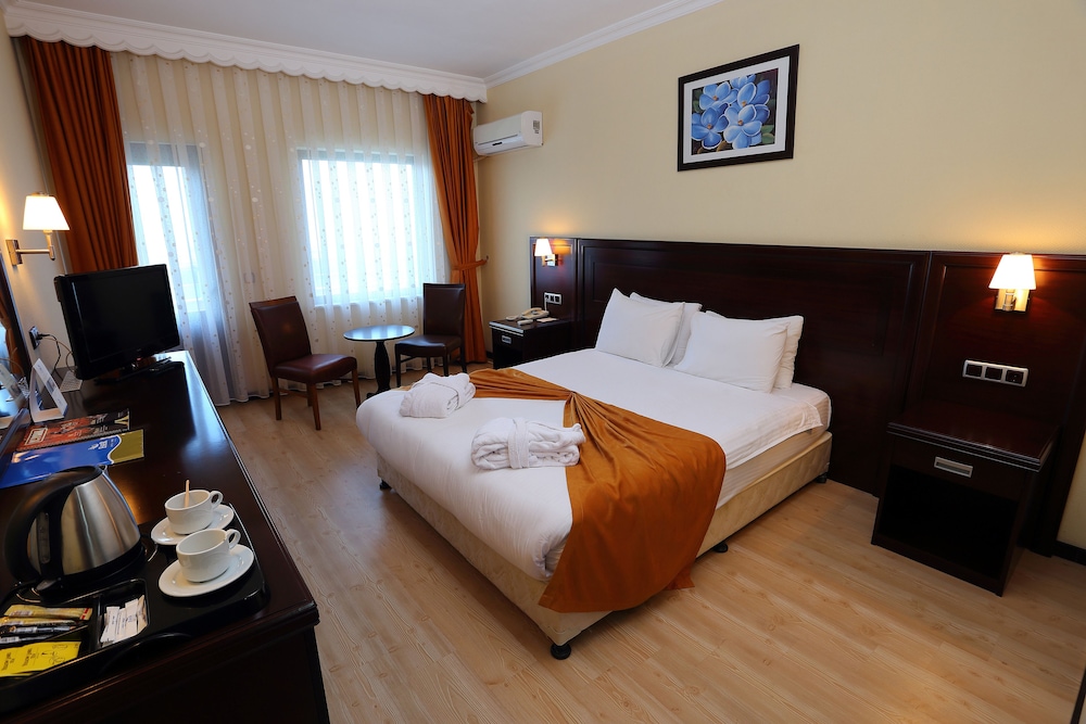 Eser Diamond Hotel & Convention Center 4/32