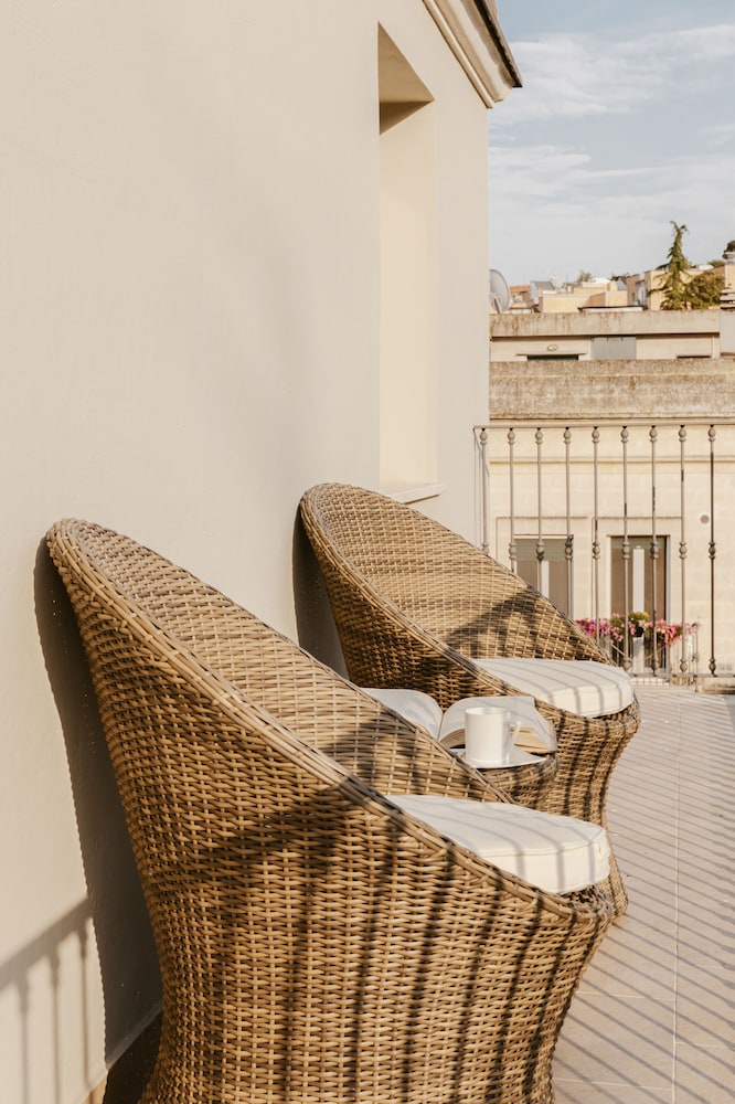 Residenza Del Monaco Bianco 37/50