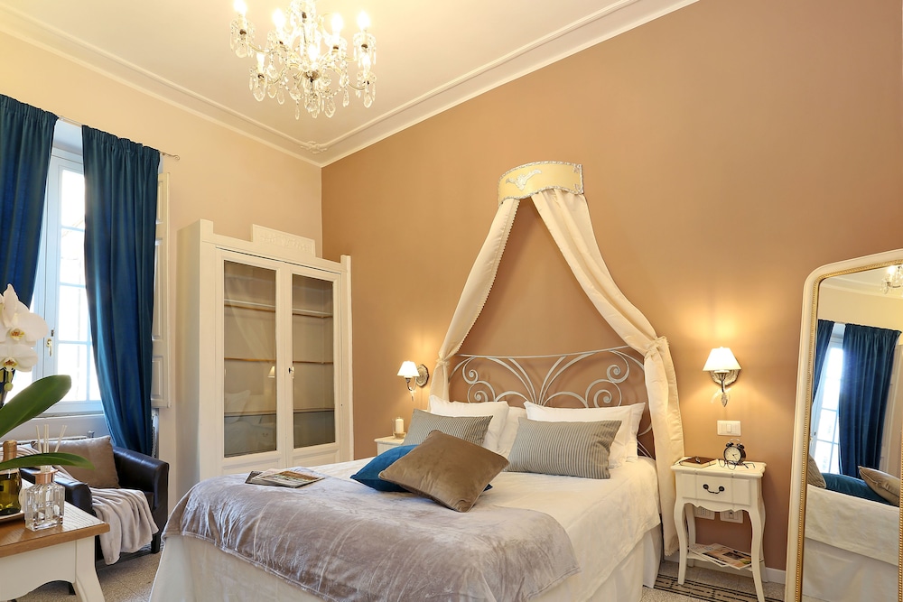 Liberty Rome Suites 16/68