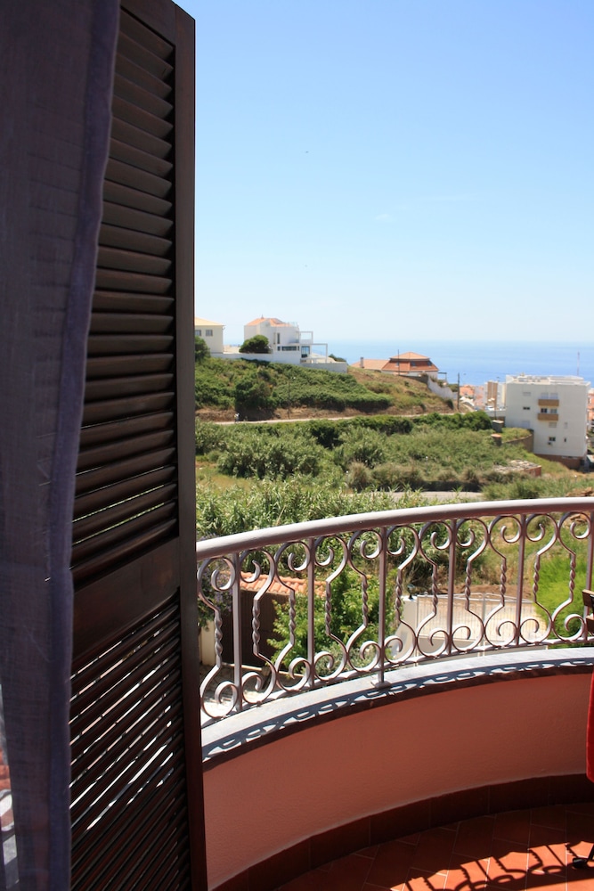 Ericeira Chill Hill 2 Peach Garden 3/50
