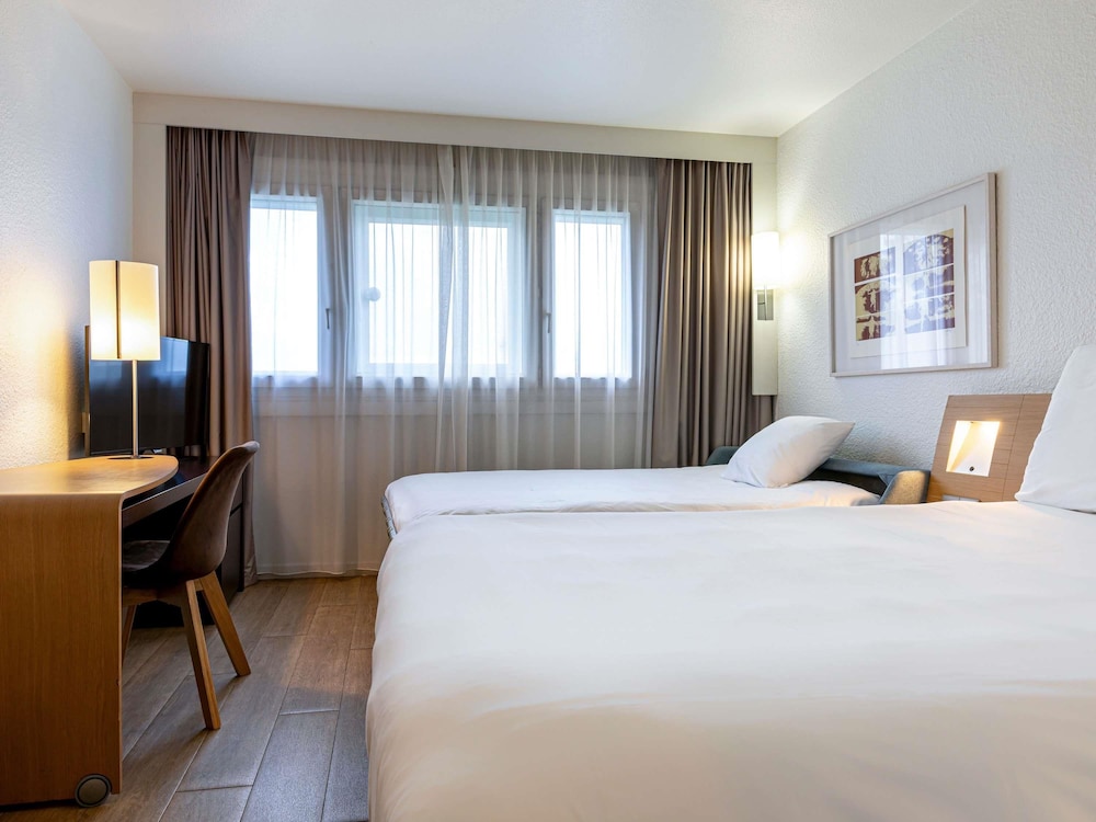 Hotel Mercure Paris Le Bourget 29/74