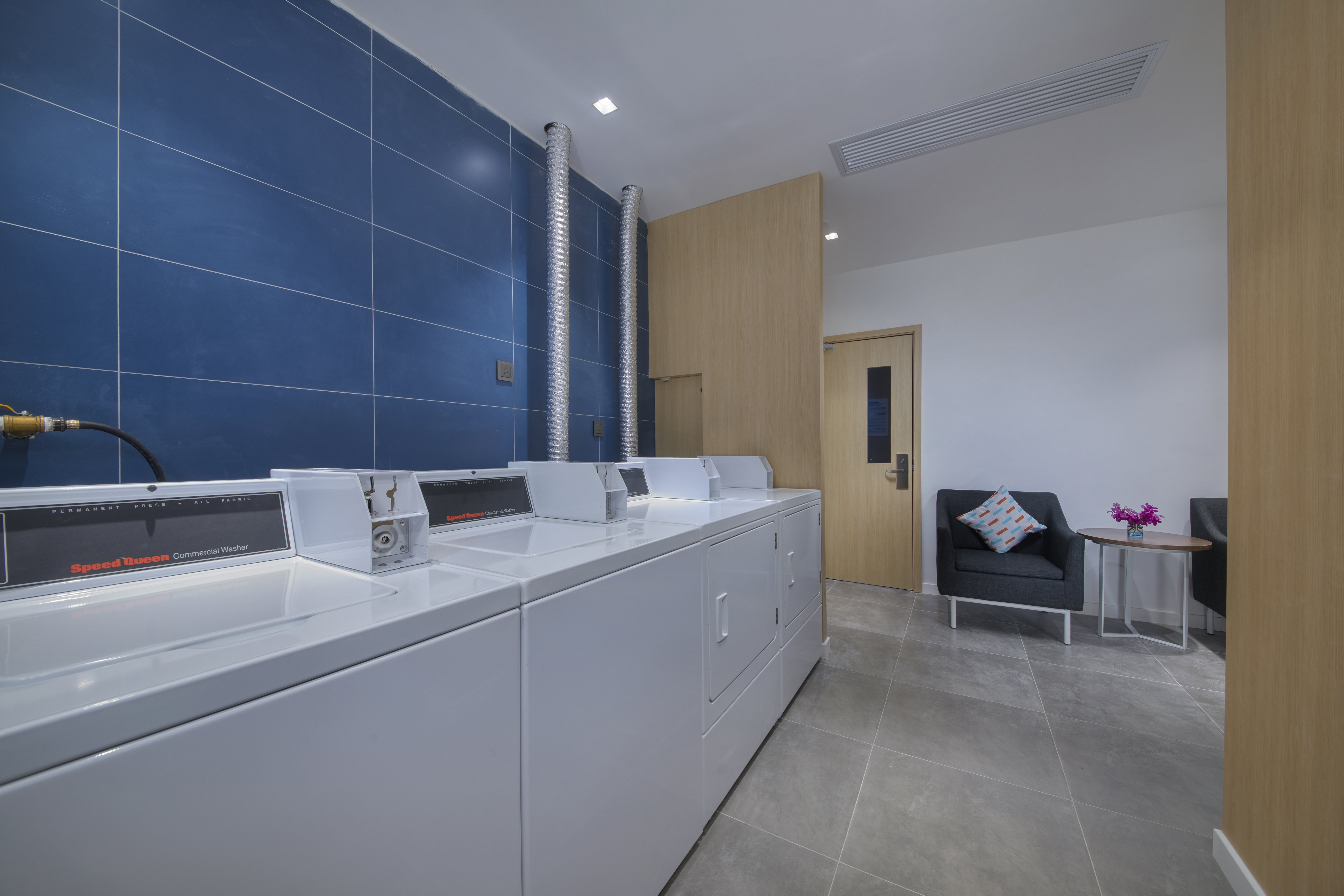 Holiday Inn Express Shanghai Jinshan 4/17
