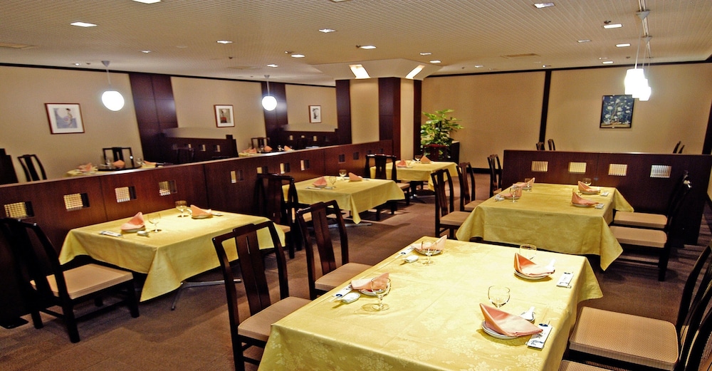 The Crown Palais New Hankyu Kochi 41/66