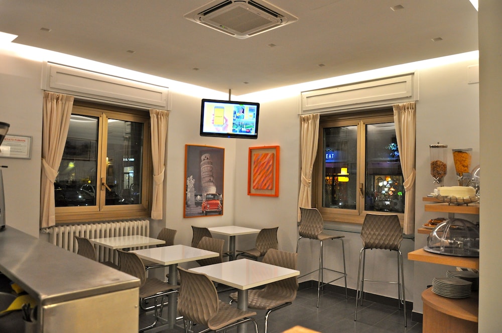 Hotel Dover 36/47
