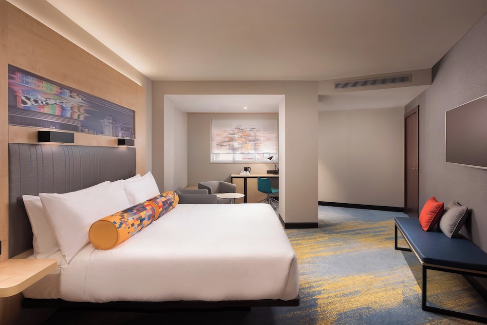 Aloft, Premium, King Bed
