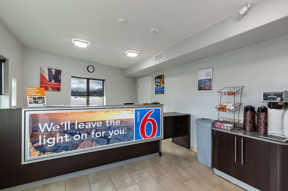 Lobby at Motel6 Show Low, AZ, SHOW LOW - AZ