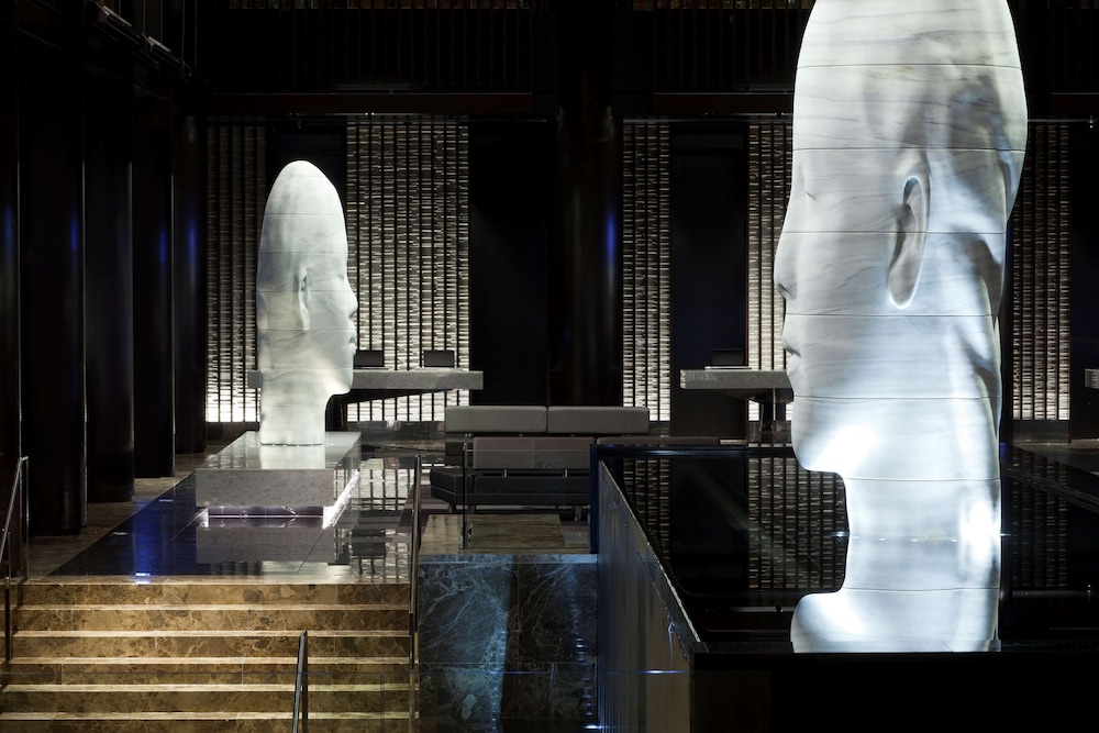 Hyatt Grand Central New York 44/88