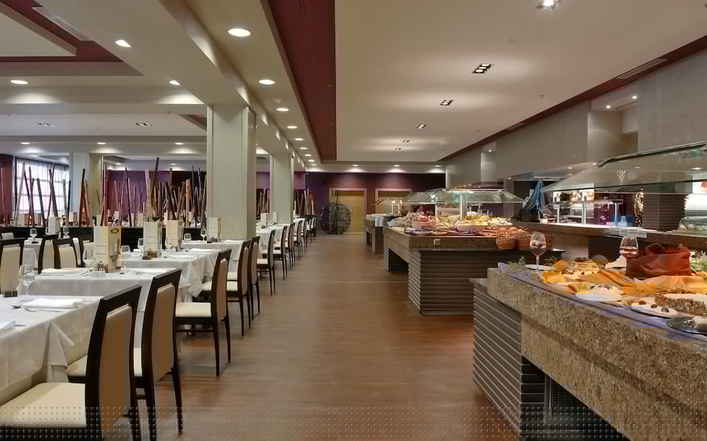 Elba Carlota Beach & Convention Resort 54/72
