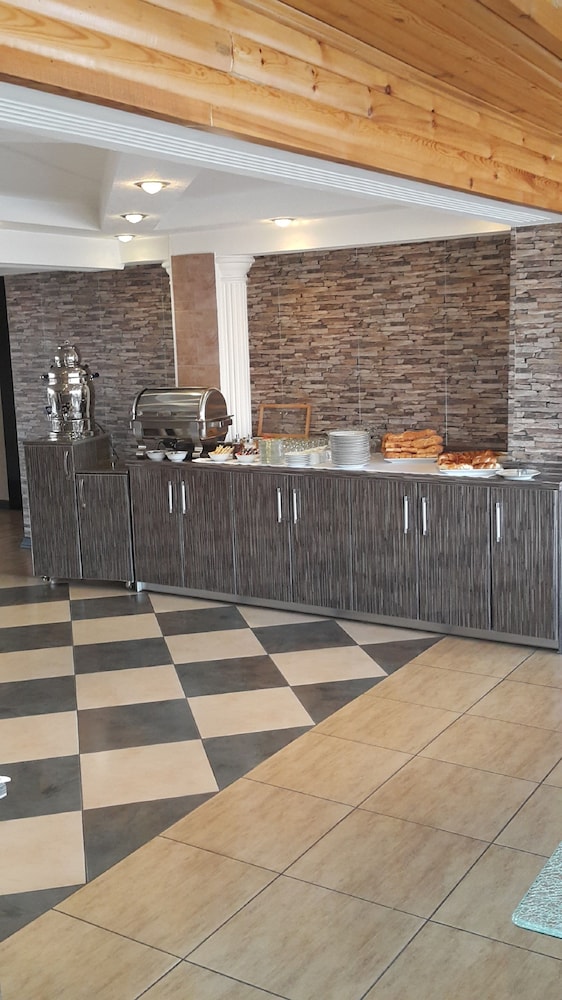 Buyuk Hotel 30/50