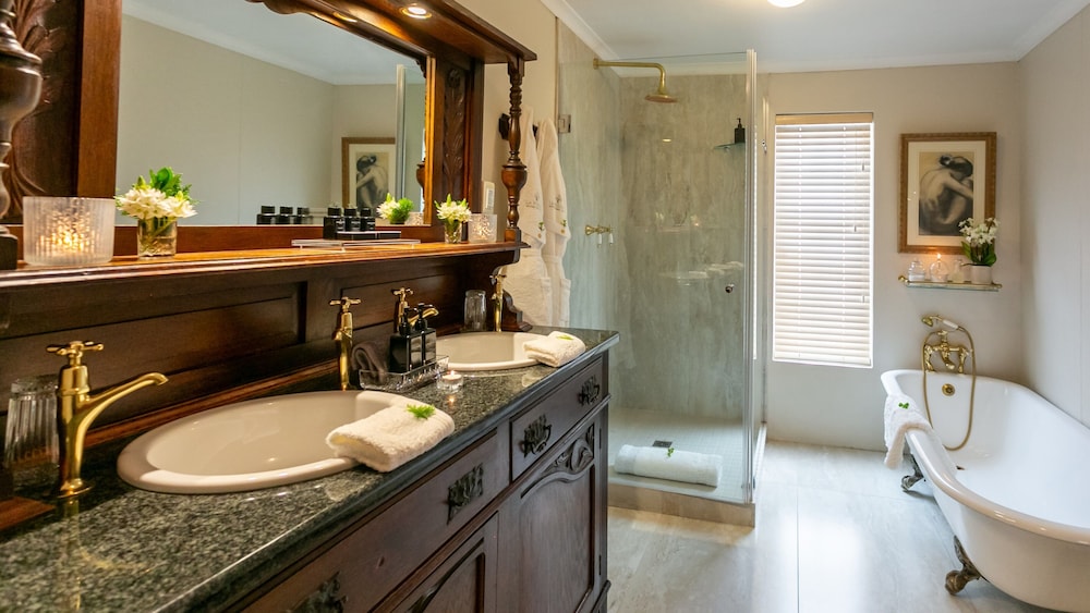 La Plume Boutique Guest House 49/50