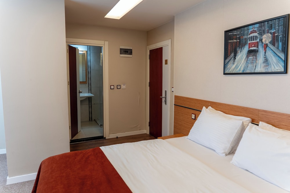 The North Hotel 22/65