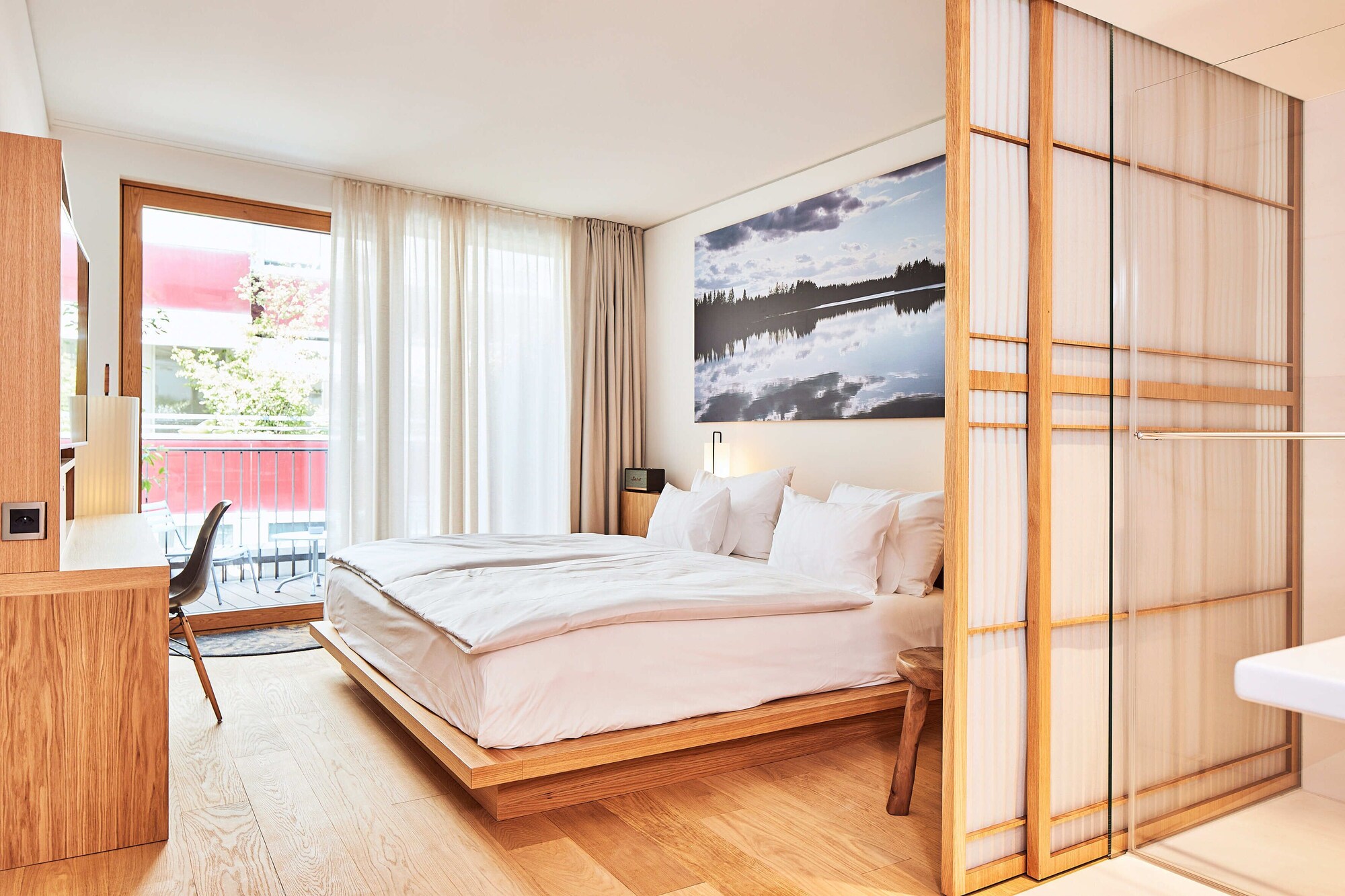 JUNIOR SUITE, KING BED, TERRACE