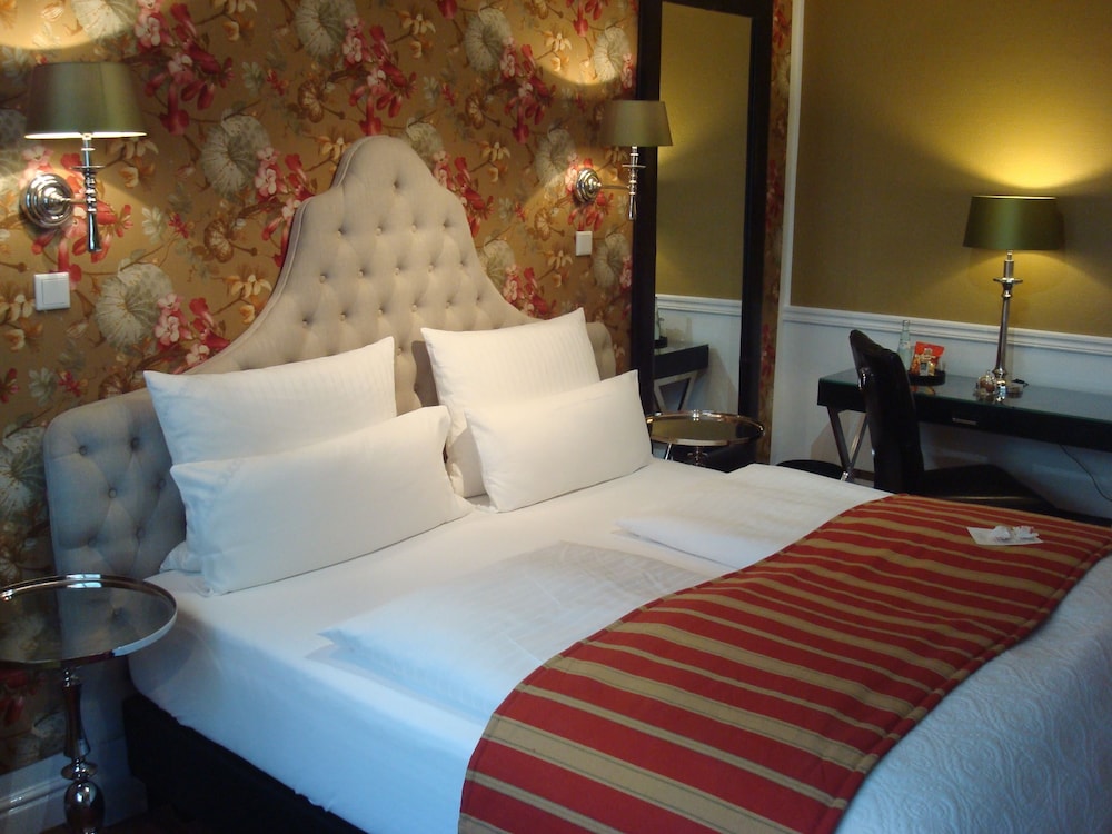 Hotel Sir And Lady Astor 4/35