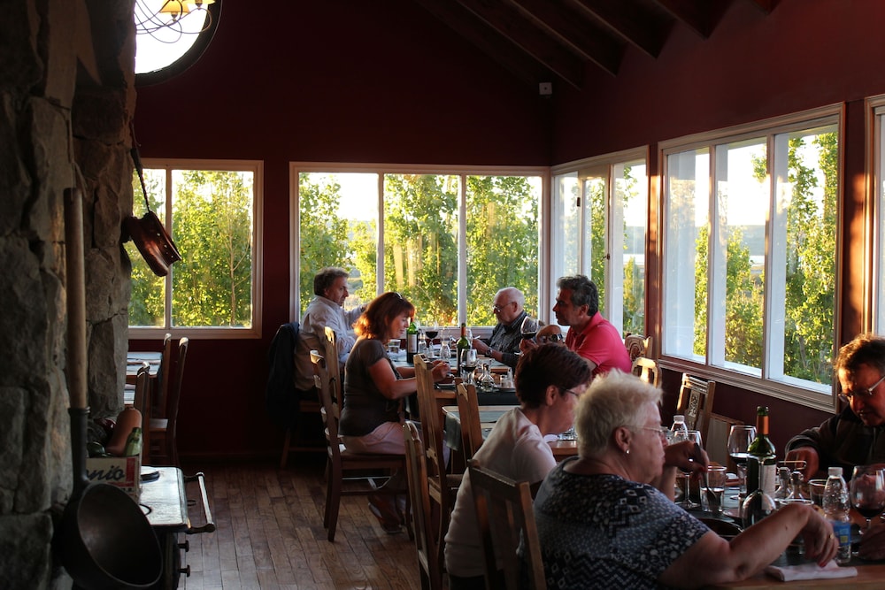 HOSTERIA CAUQUENES DE NIMEZ 41/55
