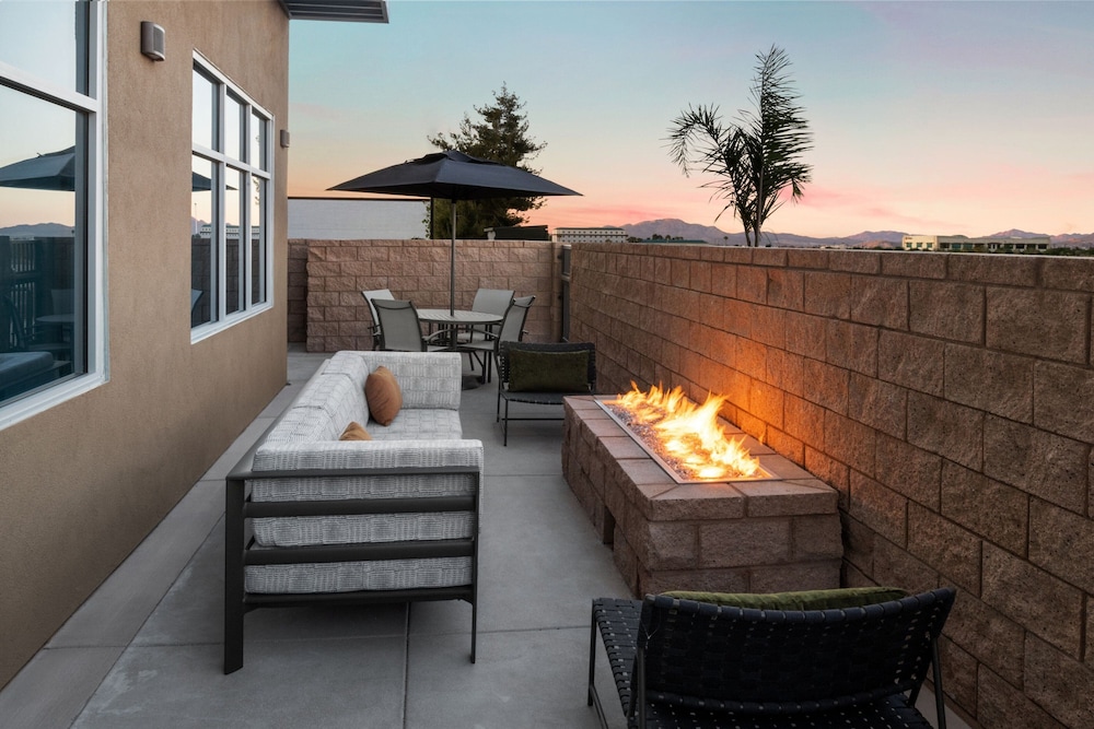 Fairfield Inn & Suites By Marriott Victorville 7/19