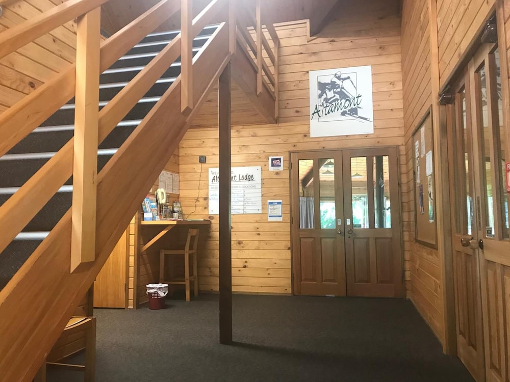 Altamont Lodge 18/41