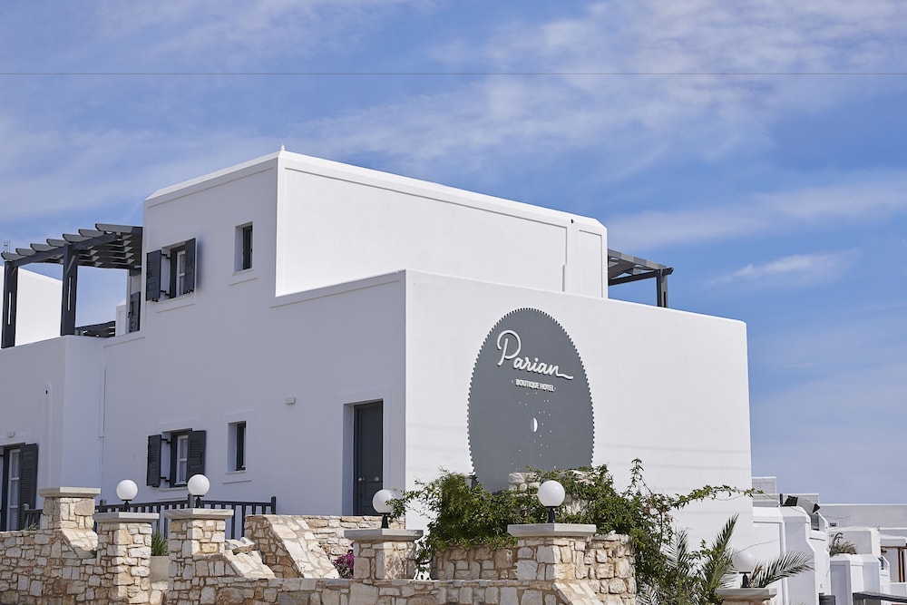 Parian Boutique Hotel 1/48