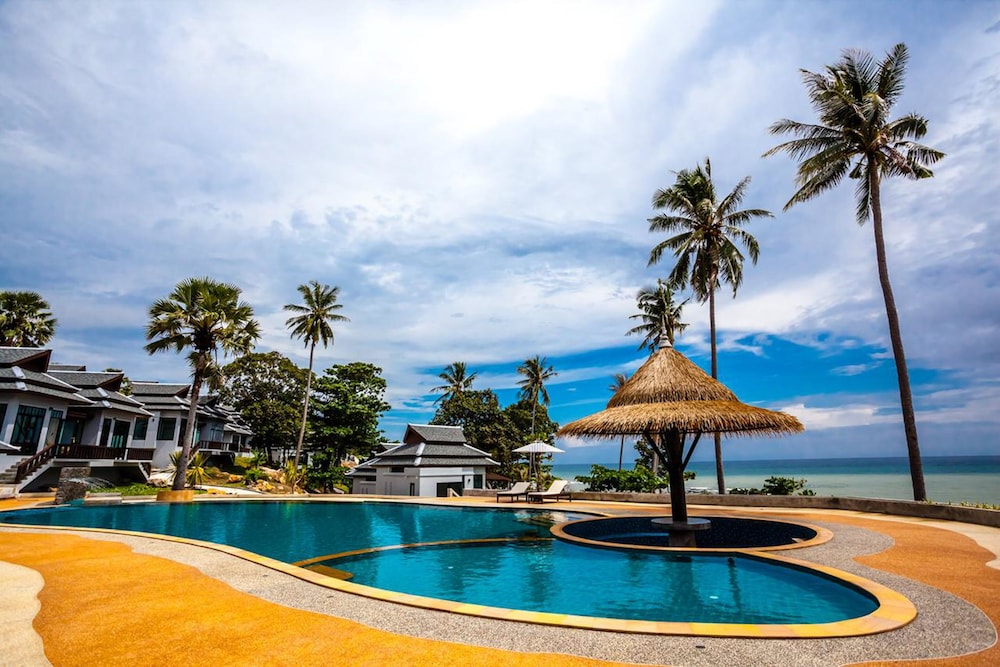 Lanta Corner Resort 56/61