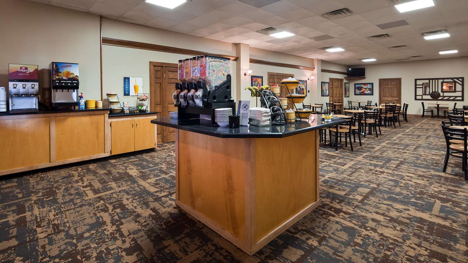 Crossroads Hotel & Event Center 7/16