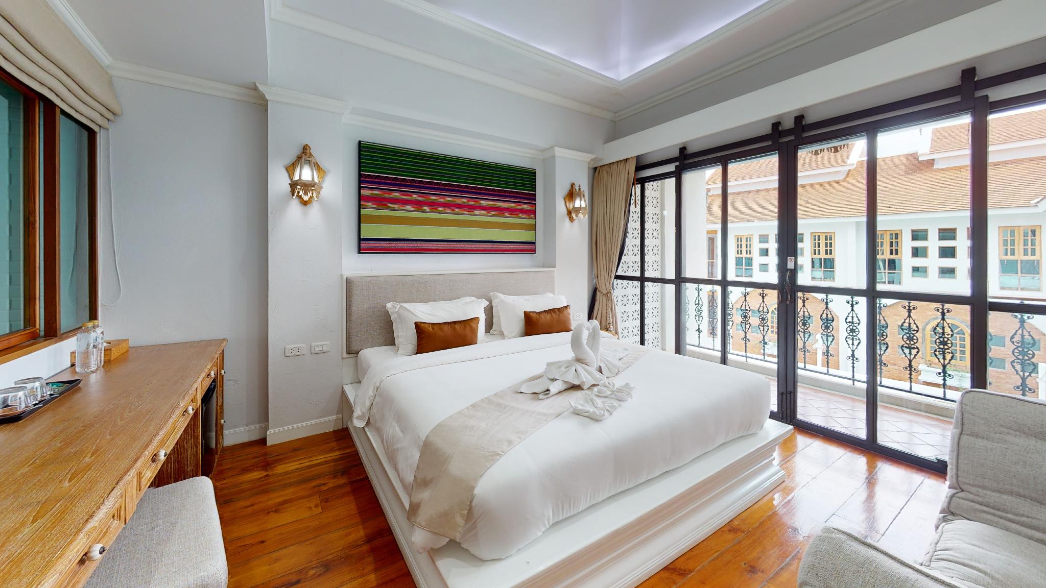 Deluxe, Double Bed