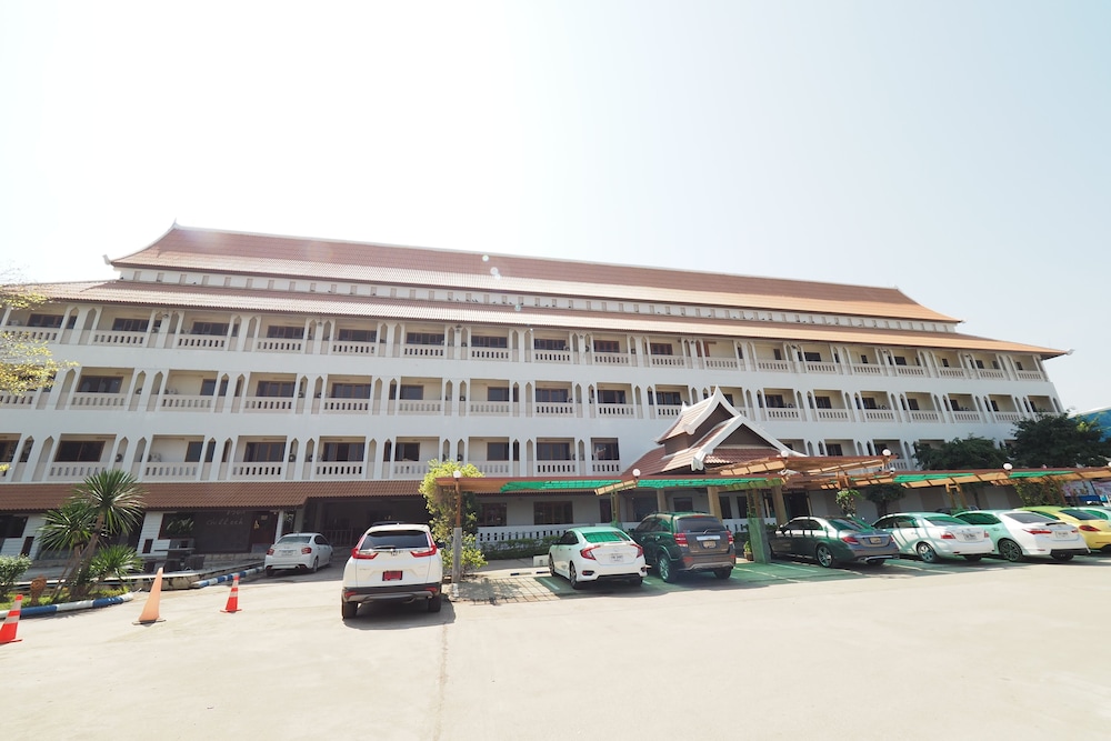 Amorn Sukhothai Hotel 3/32