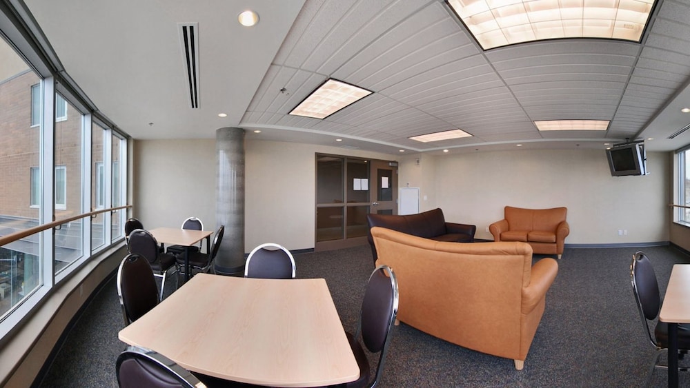 Residence & Conference Centre - Kamloops 9/61