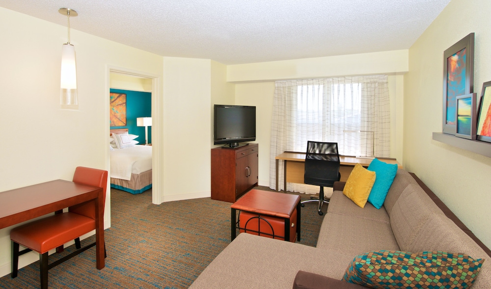 Residence Inn By Marriott Evansville East 26/39